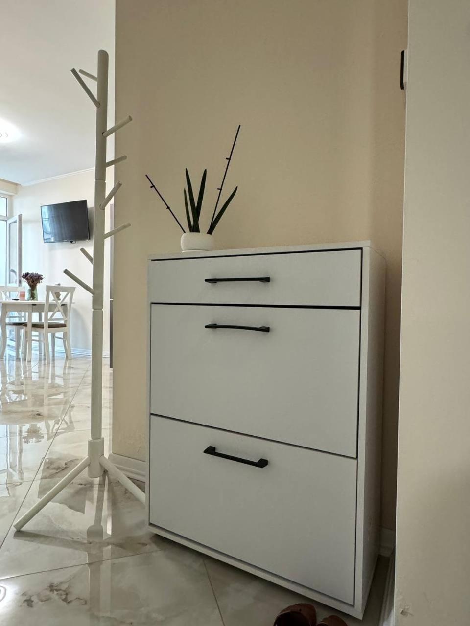 Avalon Time Apartment Lviv Exterior foto