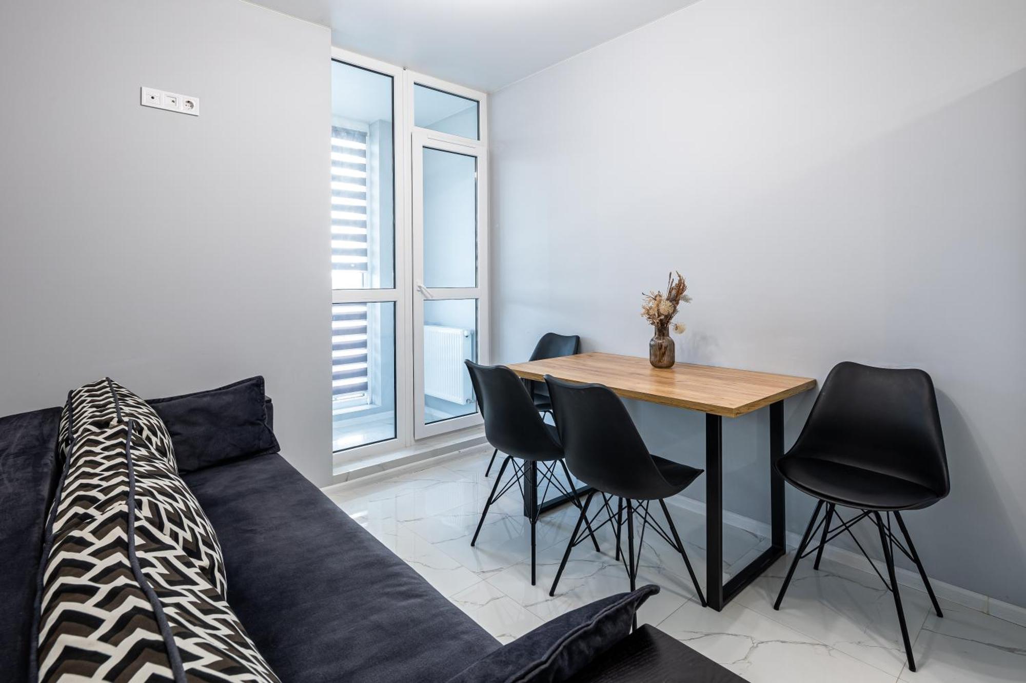 Avalon Time Apartment Lviv Exterior foto