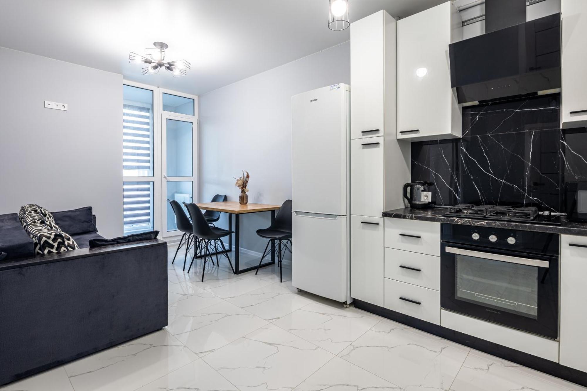 Avalon Time Apartment Lviv Exterior foto