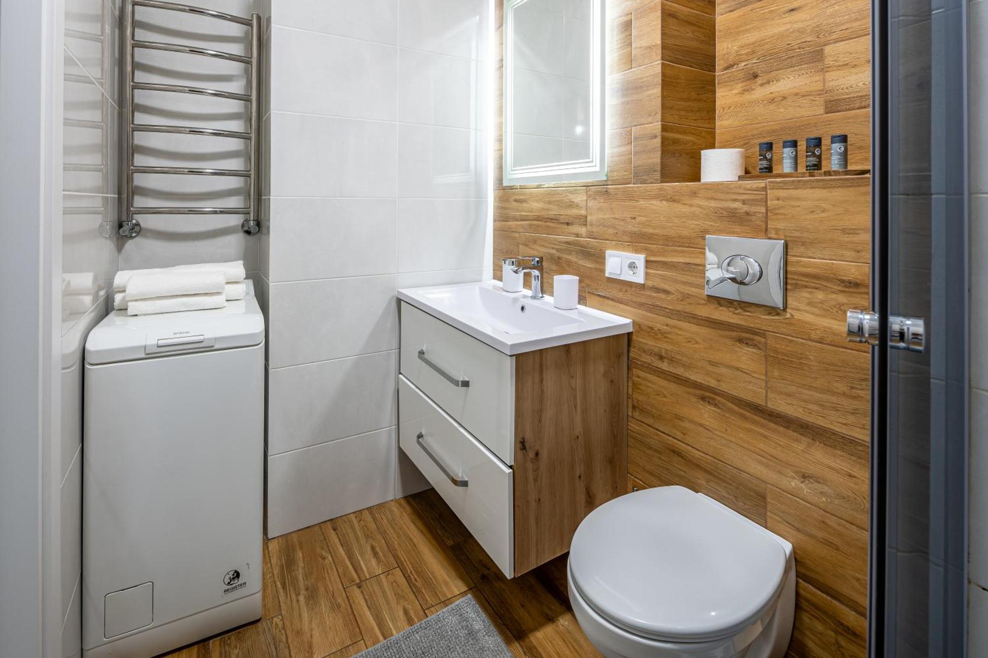 Avalon Time Apartment Lviv Exterior foto